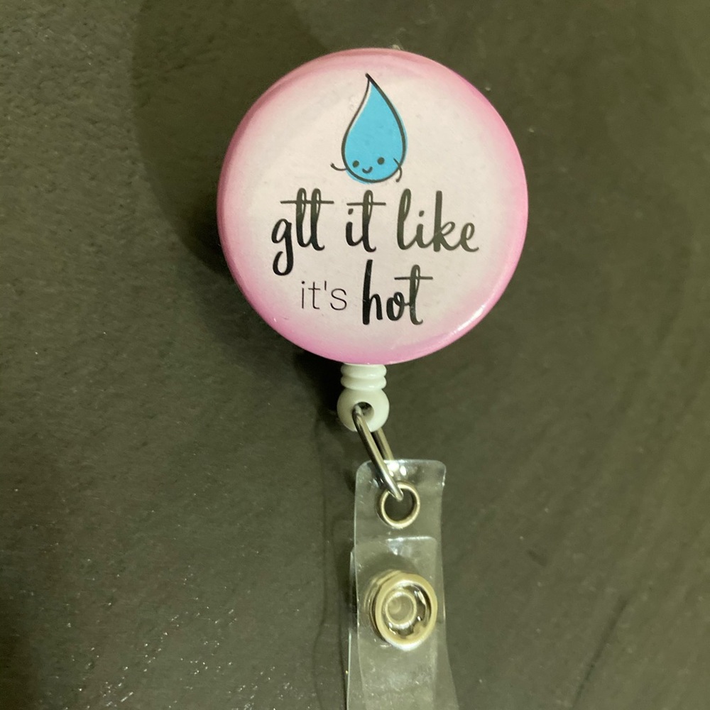 Badge reel